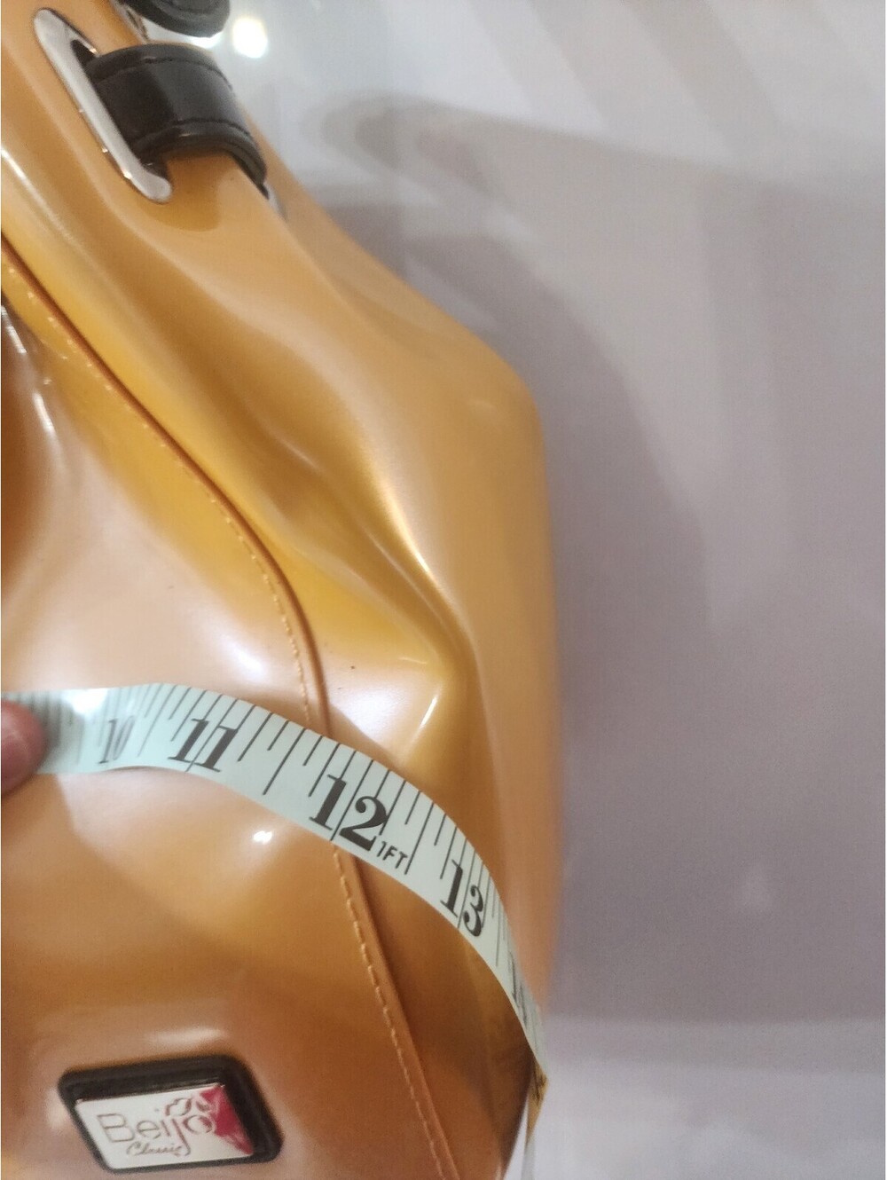 Beijo Marigold Yellow Patent Leather Shoulder Bag with Black Strap New! - Picture 3 of 4